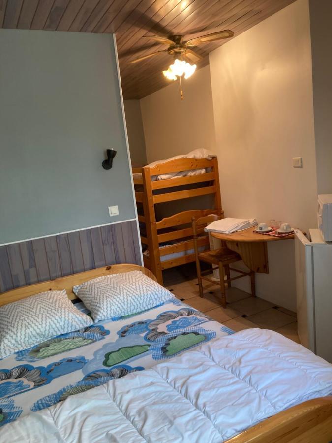 Le Robinson Bed & Breakfast Marseillan  Luaran gambar